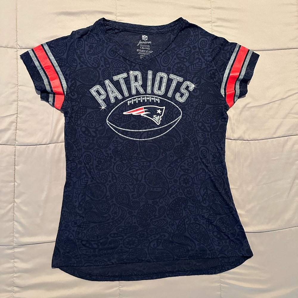 2x🎉HP🎉 🚨2/$15 NFL New England Patriots - Juniors Collection Fashion Shirt